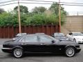 Ebony Black - XJ XJ8 L Photo No. 7
