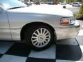 2005 Silver Birch Metallic Lincoln Town Car Signature  photo #21