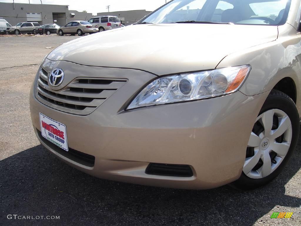 2008 Camry LE - Desert Sand Mica / Bisque photo #9