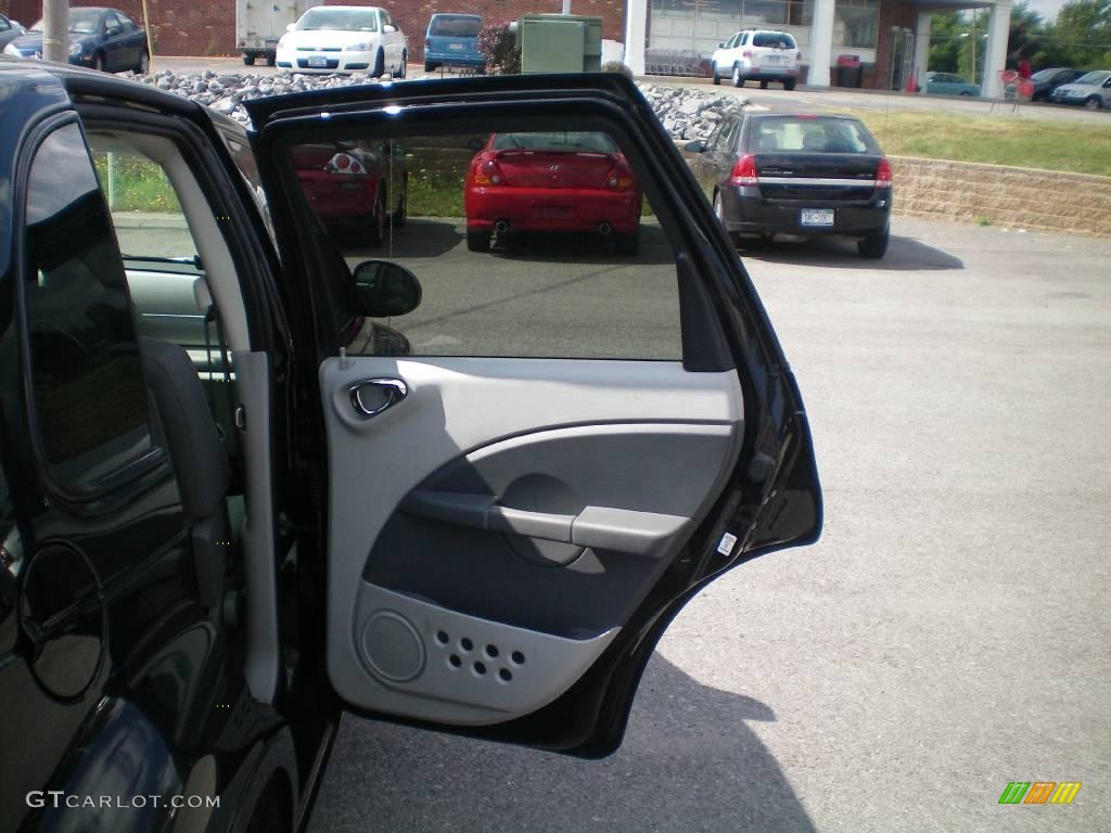 2007 PT Cruiser Touring - Black / Pastel Slate Gray photo #17