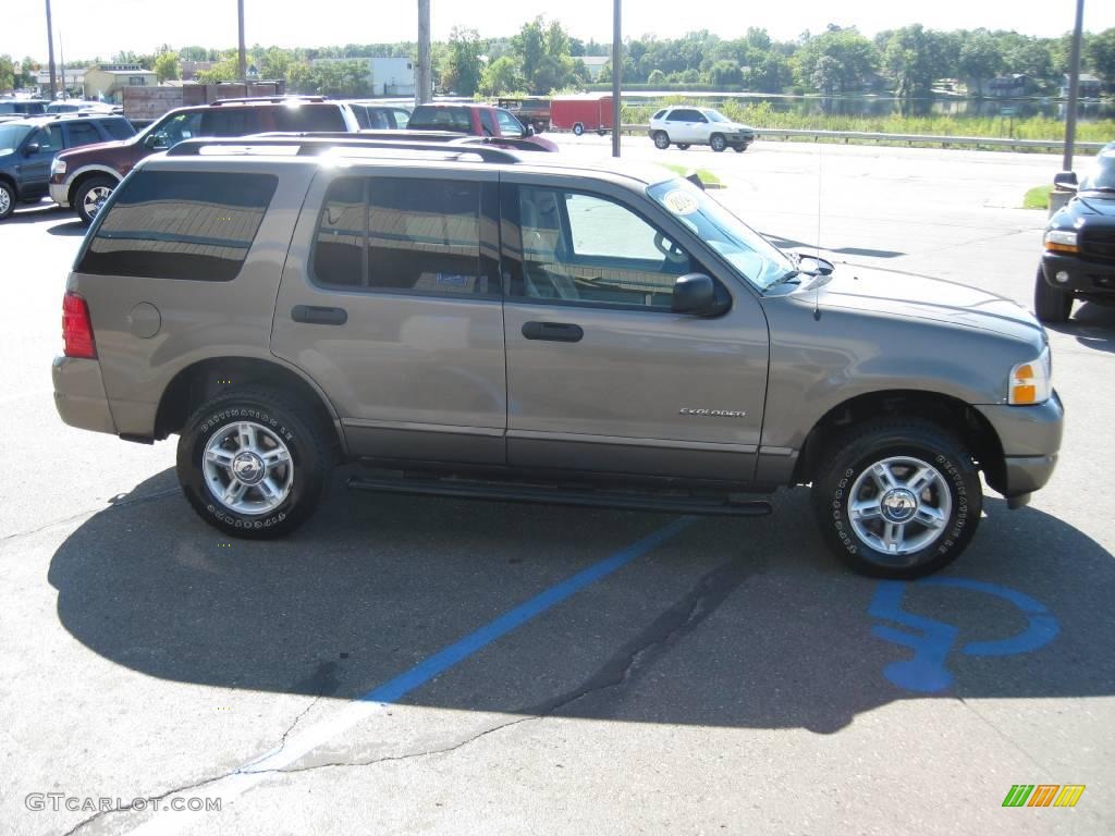 2004 Explorer XLT 4x4 - Mineral Grey Metallic / Medium Parchment photo #7