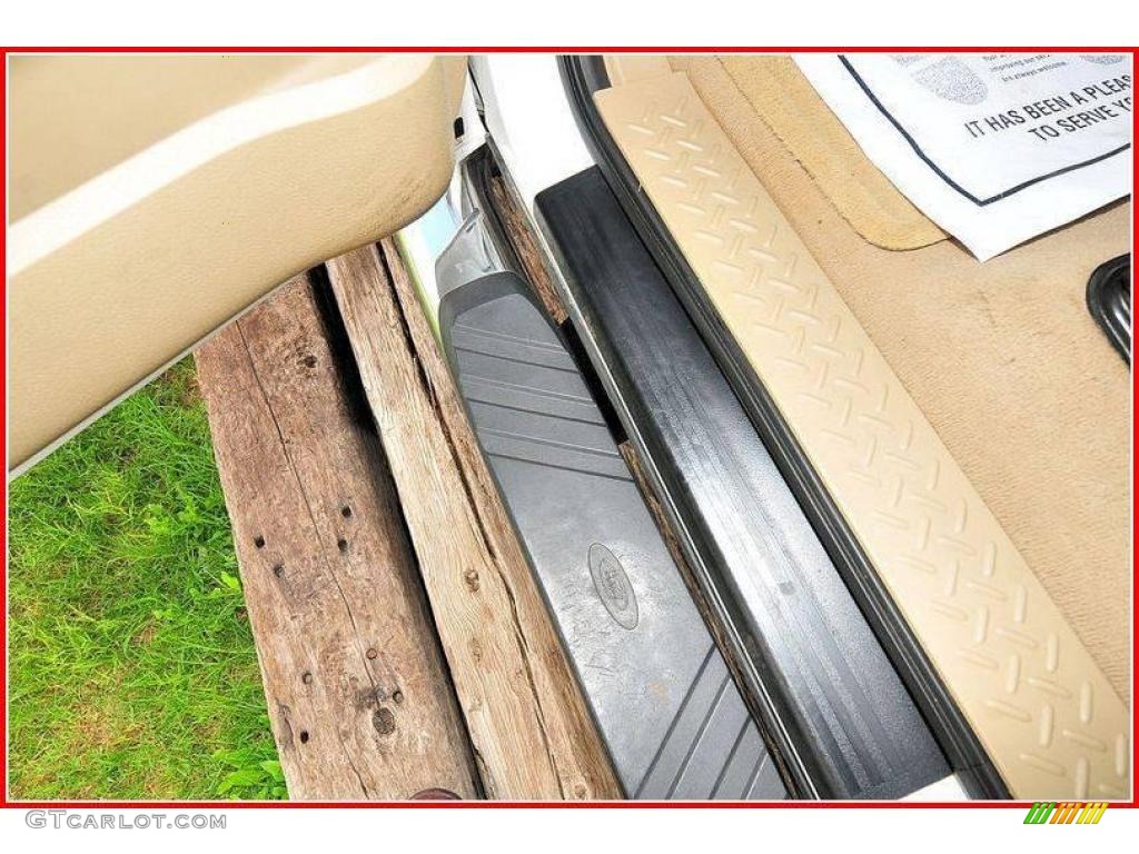 2006 F150 Lariat SuperCrew 4x4 - Oxford White / Tan photo #14