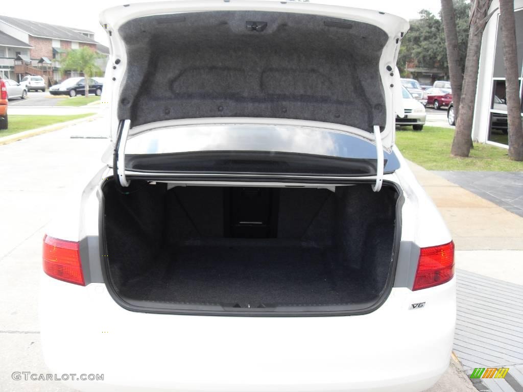 2005 Accord EX-L V6 Sedan - Taffeta White / Ivory photo #2