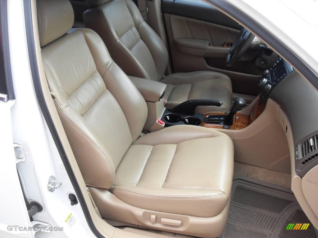 2005 Accord EX-L V6 Sedan - Taffeta White / Ivory photo #9