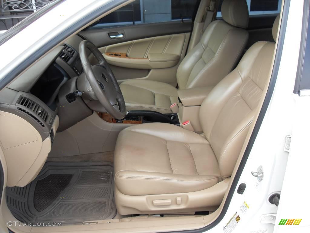 2005 Accord EX-L V6 Sedan - Taffeta White / Ivory photo #10