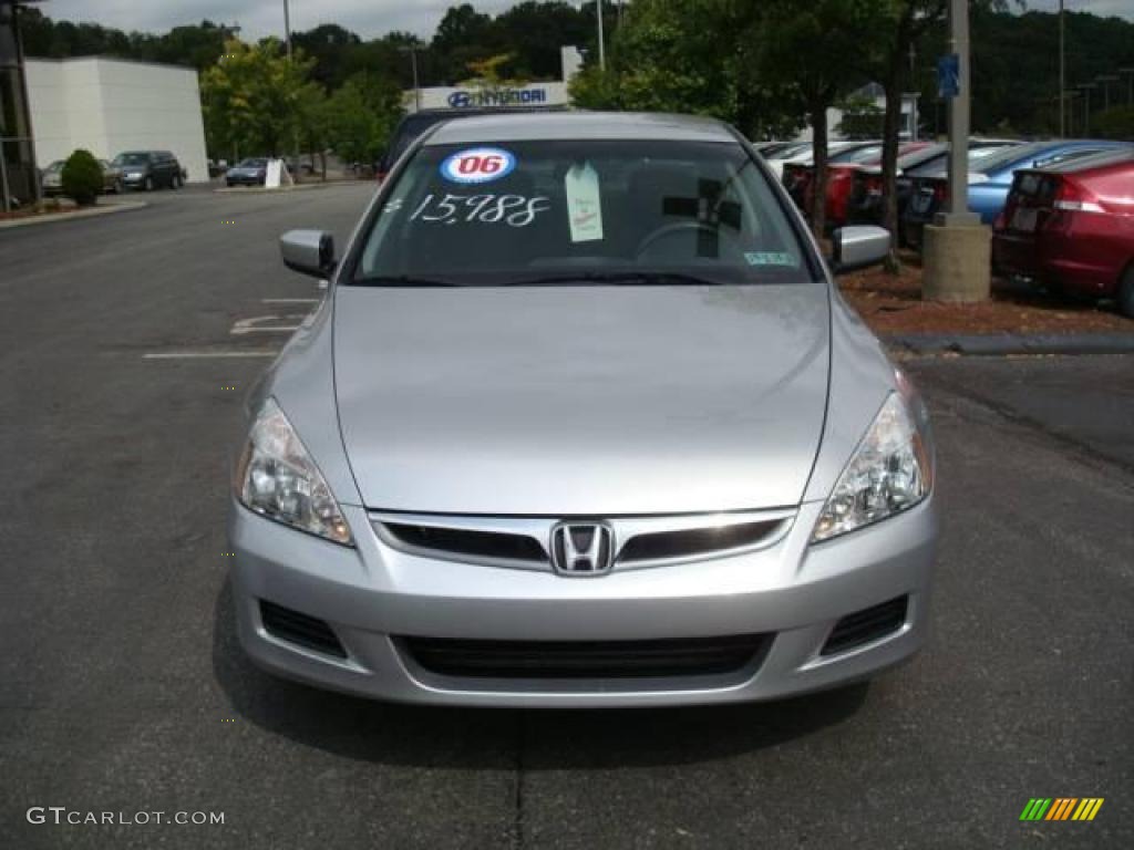 2006 Accord LX Sedan - Alabaster Silver Metallic / Black photo #6