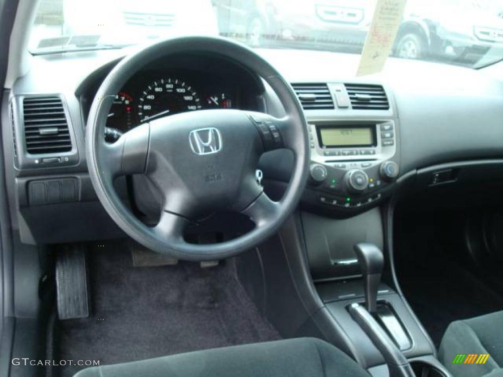 2006 Accord LX Sedan - Alabaster Silver Metallic / Black photo #10