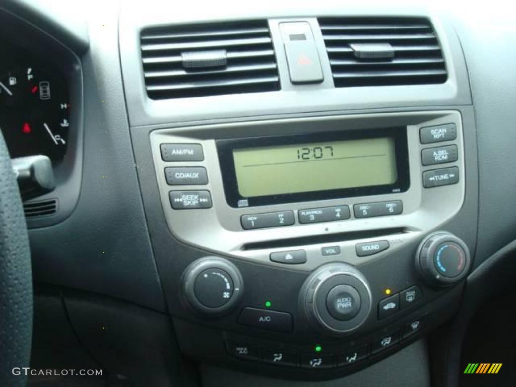 2006 Accord LX Sedan - Alabaster Silver Metallic / Black photo #13