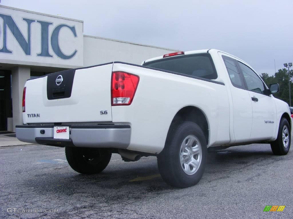 2007 Titan XE King Cab - White / Graphite Black/Titanium photo #8