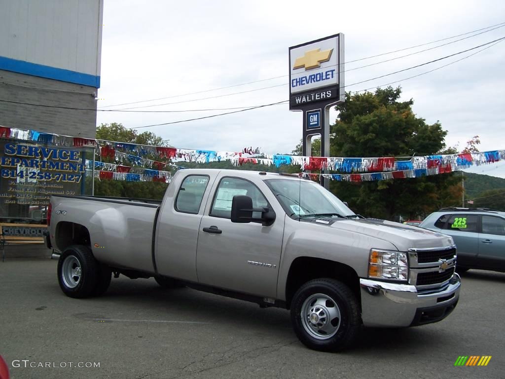 2009 Silverado 3500HD LS Extended Cab 4x4 Dually - Silver Birch Metallic / Dark Titanium photo #1