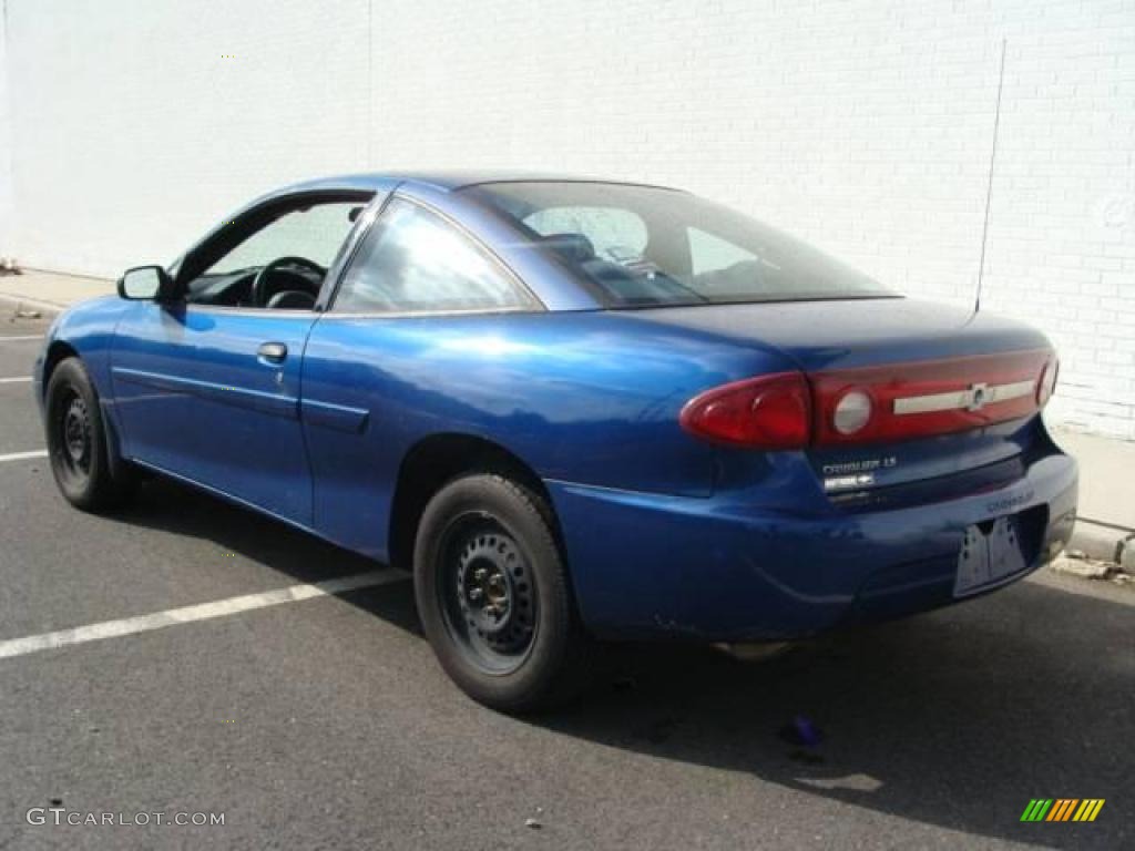 2003 Cavalier LS Coupe - Arrival Blue Metallic / Graphite Gray photo #4