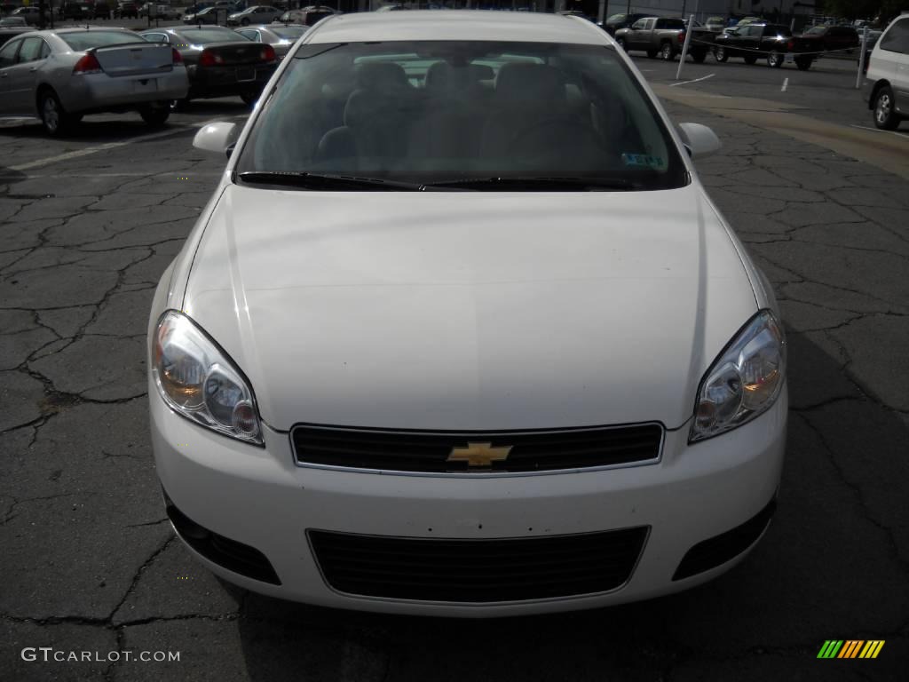 2006 Impala LT - White / Gray photo #19