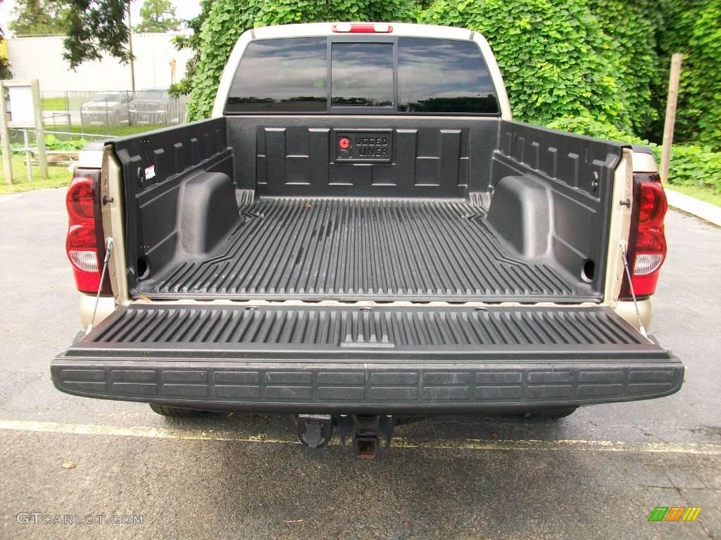 2007 Silverado 1500 Classic LS Extended Cab 4x4 - Sandstone Metallic / Dark Charcoal photo #18