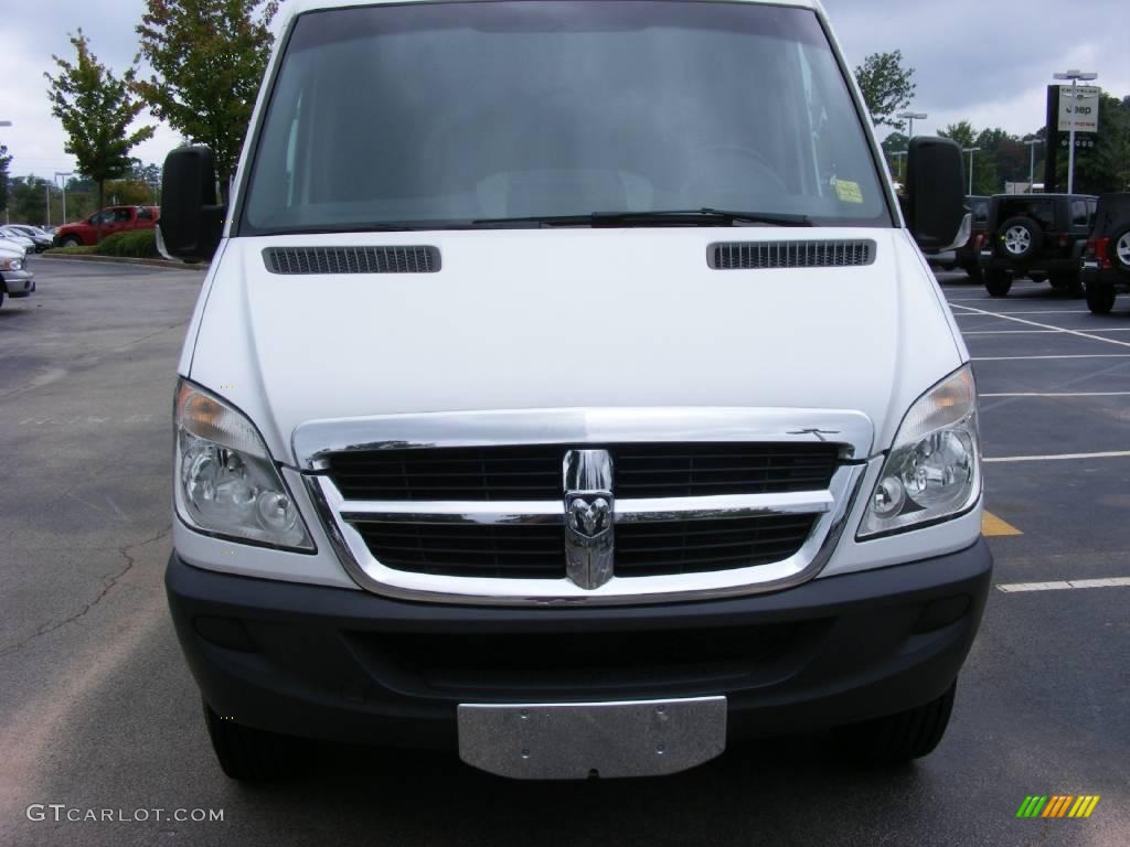 2007 Sprinter Van 2500 Cargo - Arctic White / Gray photo #8