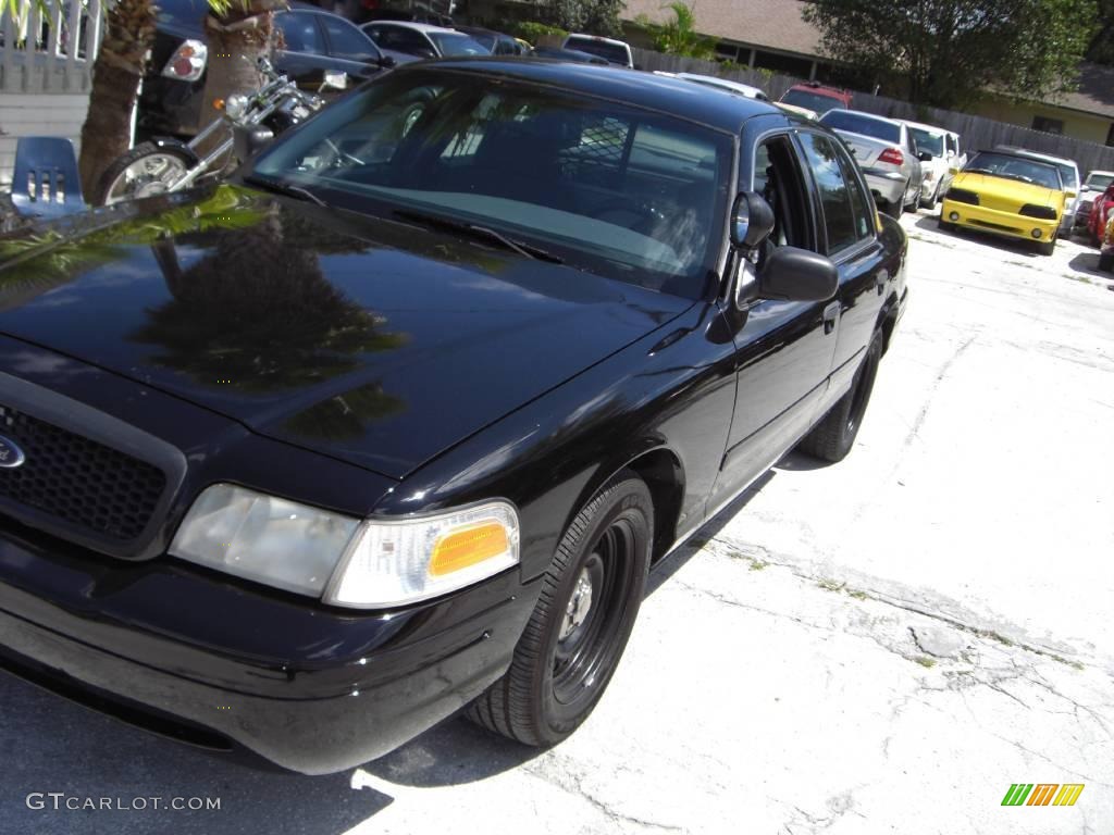 2001 Crown Victoria Police Interceptor - Black / Light Graphite photo #1