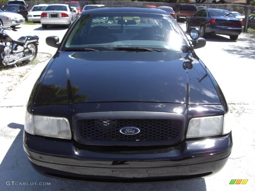 2001 Crown Victoria Police Interceptor - Black / Light Graphite photo #3