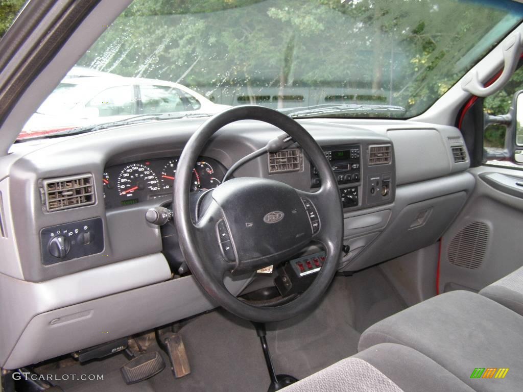 2002 F250 Super Duty XLT Regular Cab 4x4 - Red Clearcoat / Medium Flint photo #11