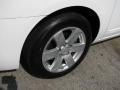 Clear White - Rondo LX V6 Photo No. 11