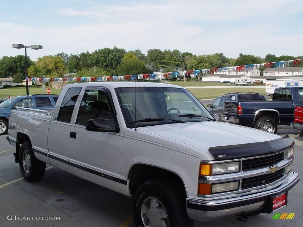 1996 C/K K1500 Silverado Extended Cab 4x4 - Olympic White / Red photo #19