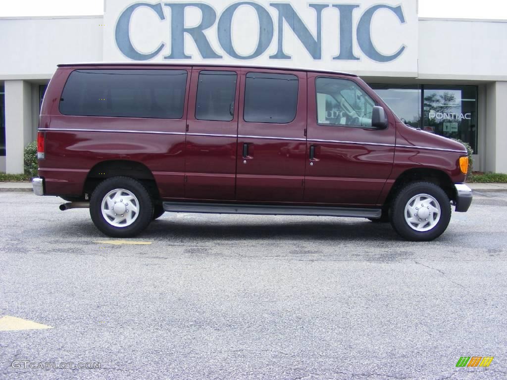 2007 E Series Van E350 Super Duty XLT Passenger - Dark Toreador Red Metallic / Medium Flint Grey photo #1