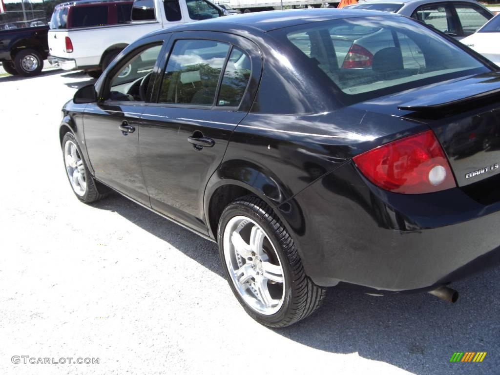 2007 Cobalt LS Sedan - Black / Gray photo #5