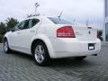 Stone White - Avenger SXT Photo No. 3