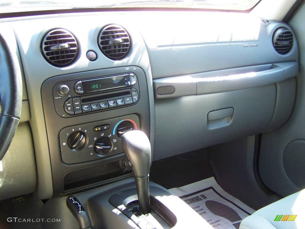 2007 Liberty Sport 4x4 - Jeep Green Metallic / Medium Slate Gray photo #18