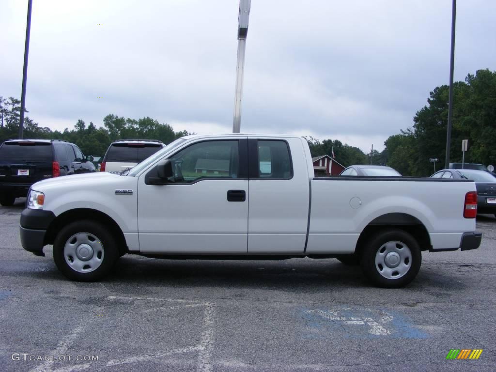 2006 F150 XL SuperCab - Oxford White / Medium/Dark Flint photo #5
