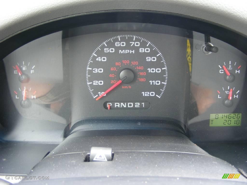 2006 F150 XL SuperCab - Oxford White / Medium/Dark Flint photo #20