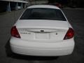 2007 Vibrant White Ford Taurus SE  photo #3