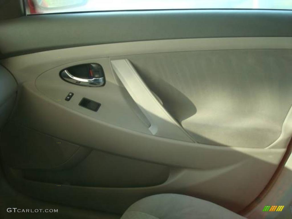 2009 Camry LE - Barcelona Red Metallic / Bisque photo #12