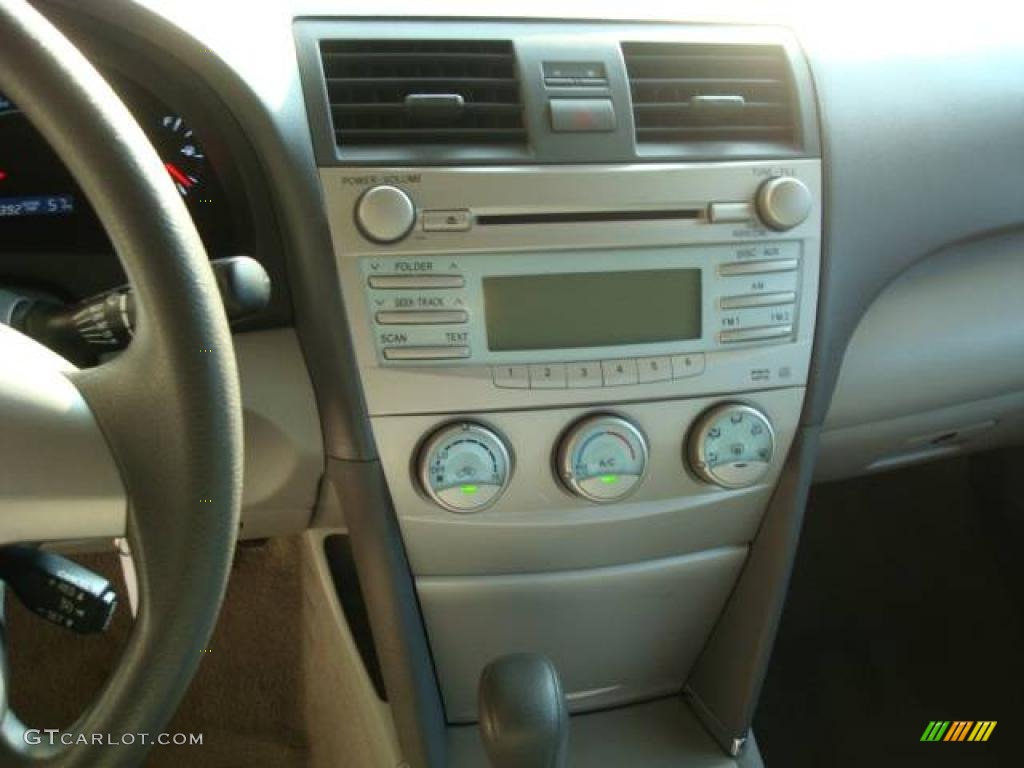 2009 Camry LE - Barcelona Red Metallic / Bisque photo #13