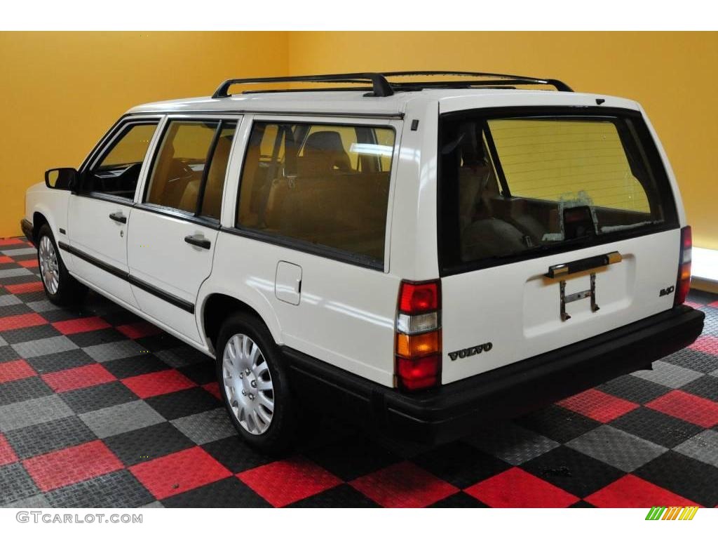 1995 940 Wagon - White / Beige photo #20