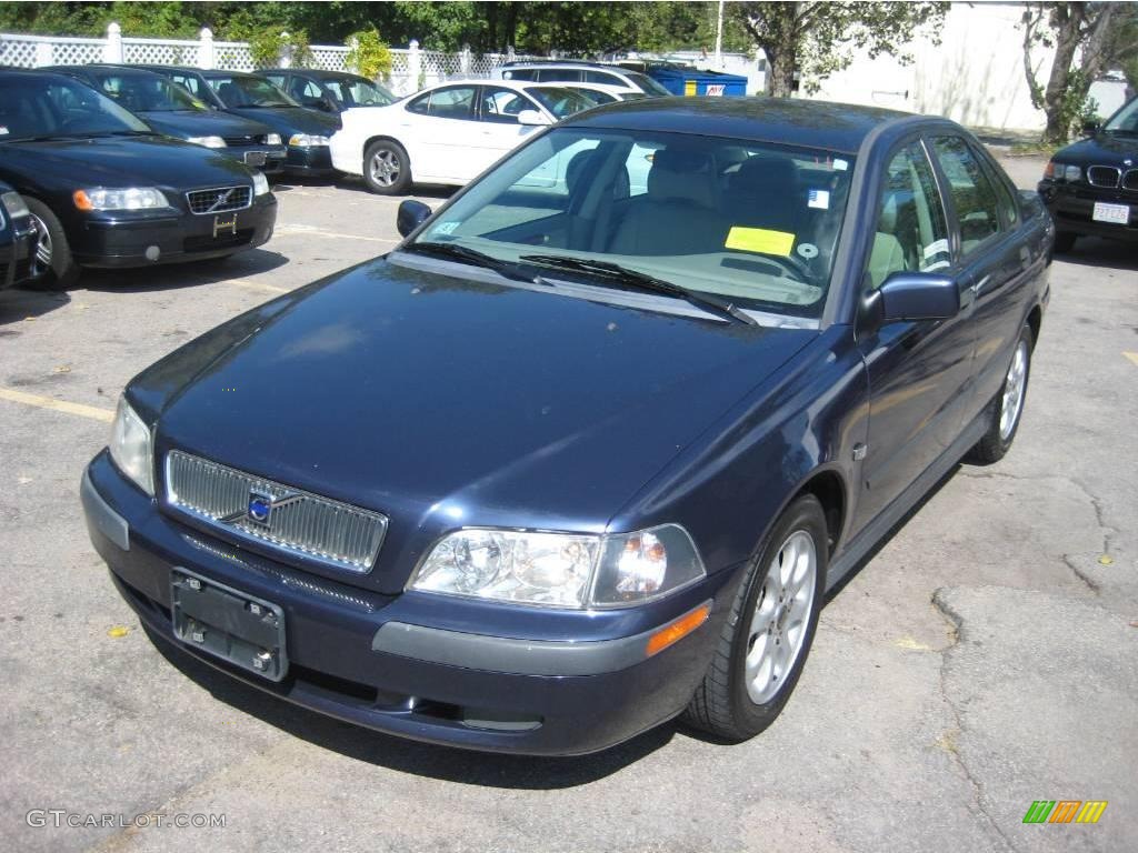 2001 S40 1.9T - Atlantic Blue Metallic / Taupe/Light Taupe photo #1
