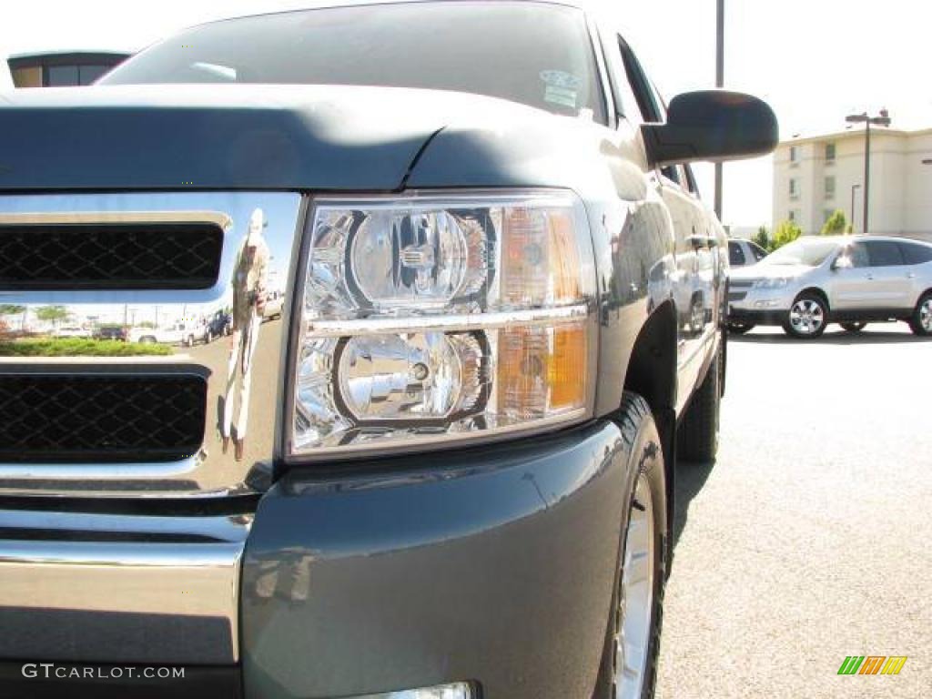 2007 Silverado 1500 LT Crew Cab 4x4 - Blue Granite Metallic / Ebony Black photo #3