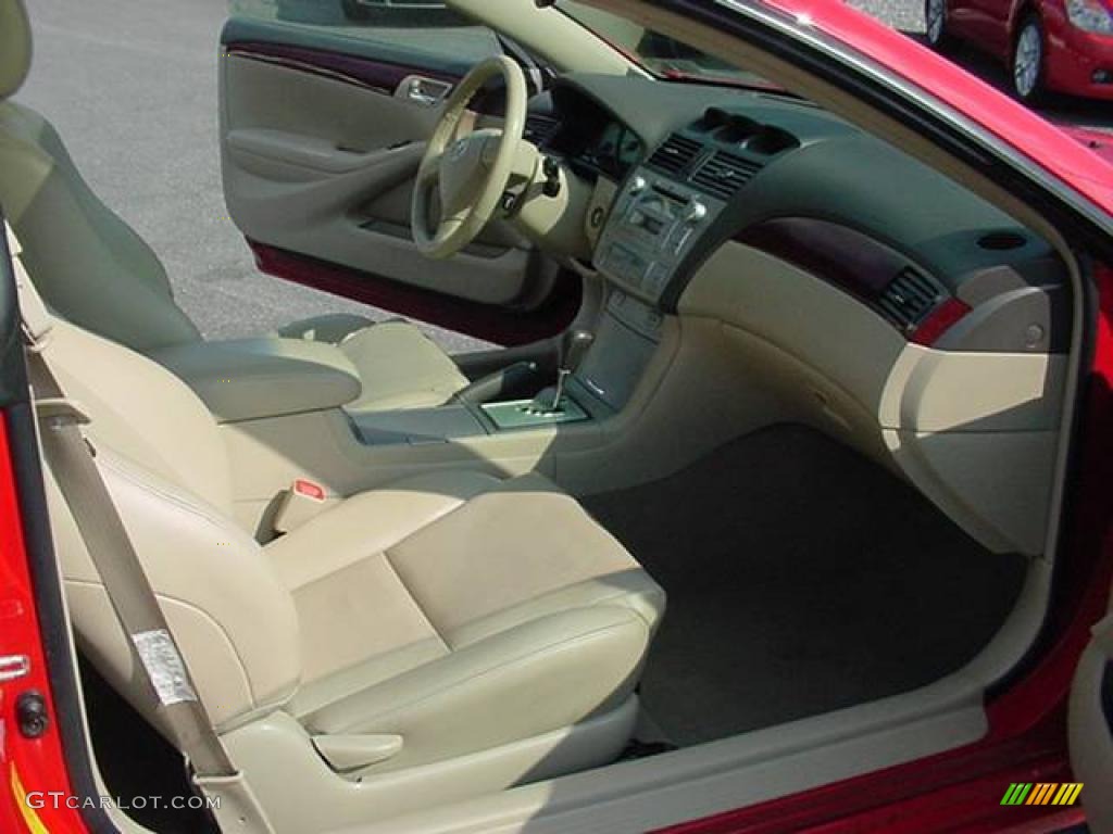 2005 Solara SLE V6 Coupe - Absolutely Red / Ivory photo #10