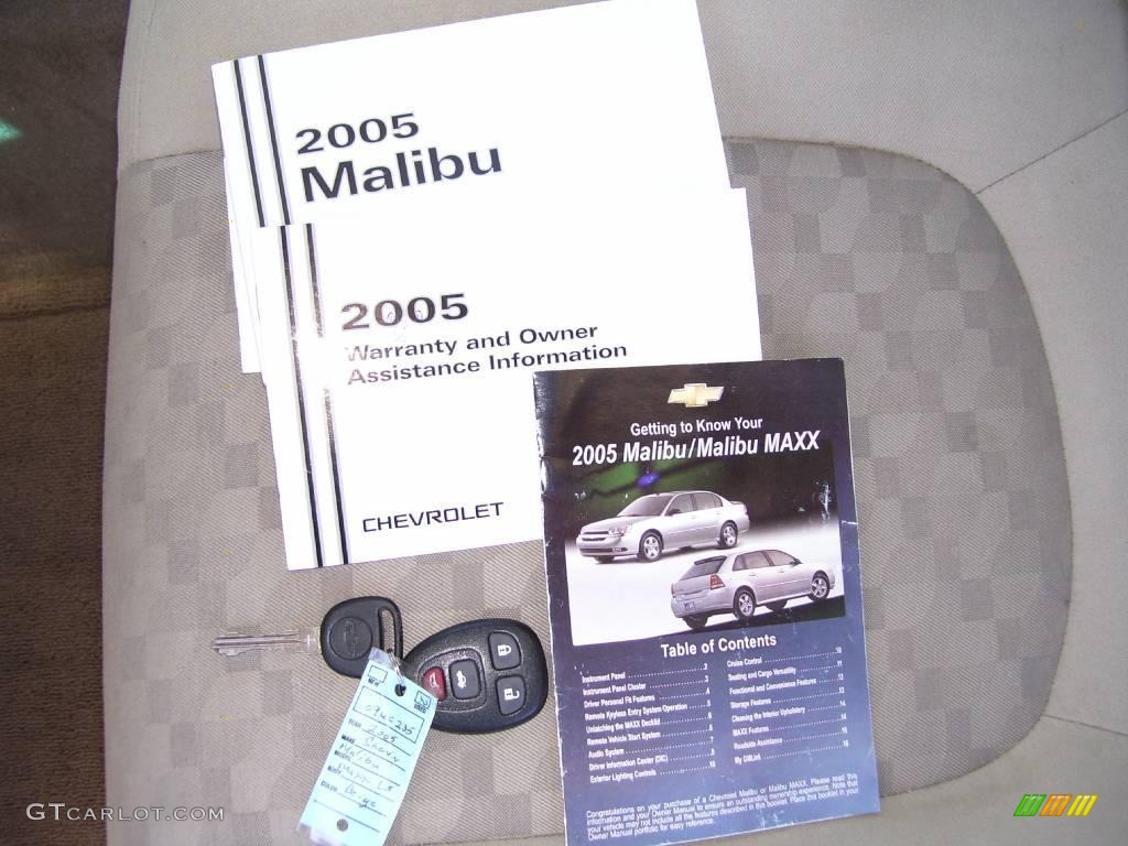 2005 Malibu Maxx LS Wagon - Light Driftwood Metallic / Neutral Beige photo #55