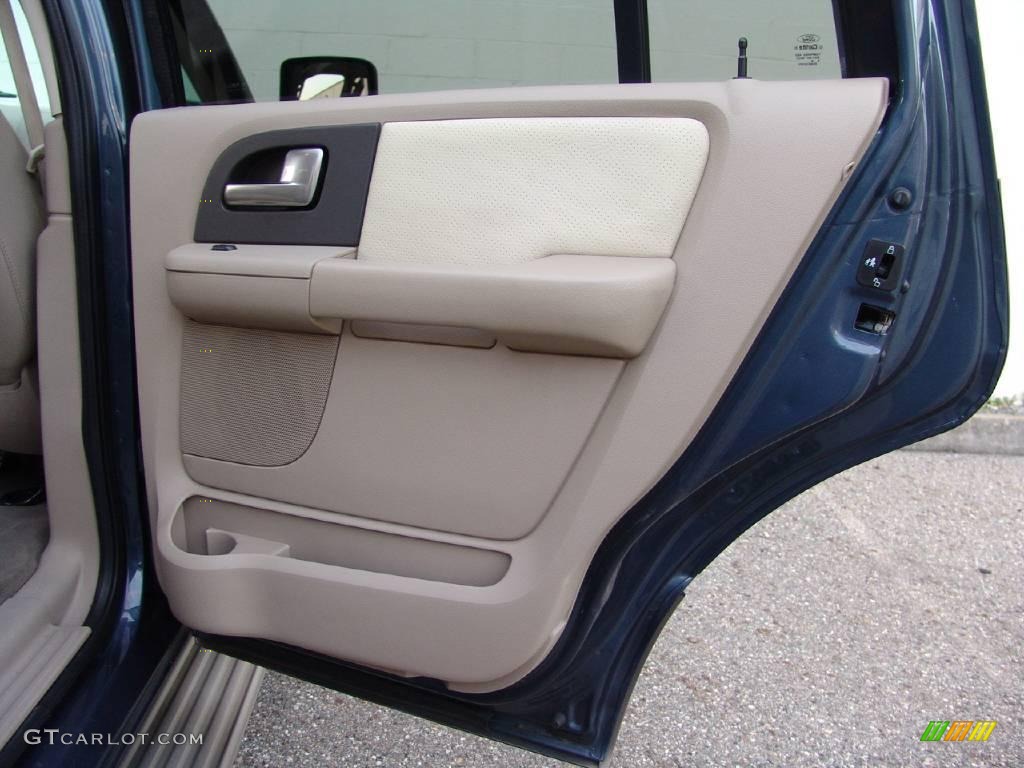 2003 Expedition Eddie Bauer 4x4 - Medium Wedgewood Blue Metallic / Medium Parchment photo #22