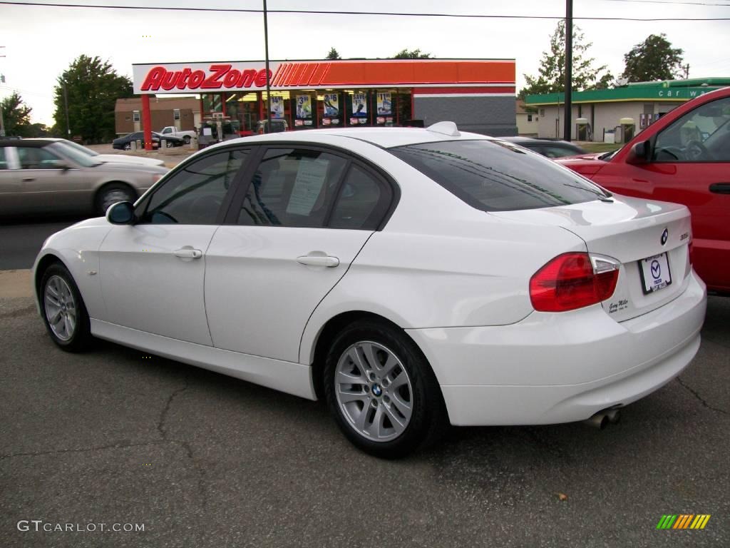 2006 3 Series 325i Sedan - Alpine White / Beige photo #2