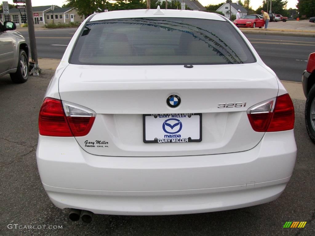 2006 3 Series 325i Sedan - Alpine White / Beige photo #4