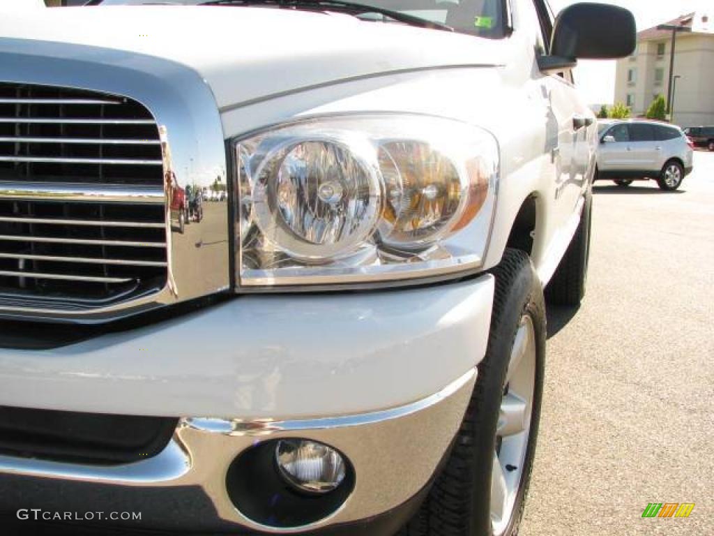 2007 Ram 1500 Big Horn Edition Quad Cab 4x4 - Bright White / Medium Slate Gray photo #3