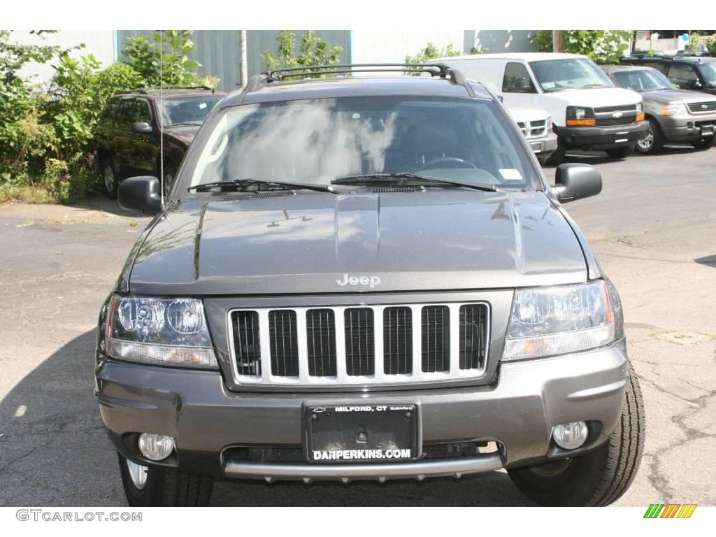 2004 Grand Cherokee Laredo 4x4 - Graphite Metallic / Dark Slate Gray photo #2