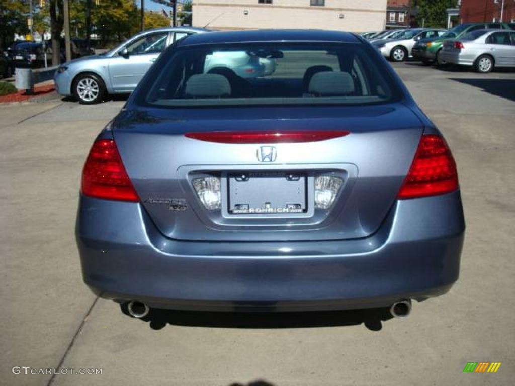 2007 Accord SE V6 Sedan - Cool Blue Metallic / Gray photo #3