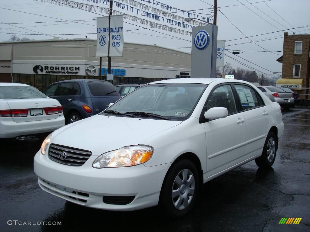 Super White Toyota Corolla