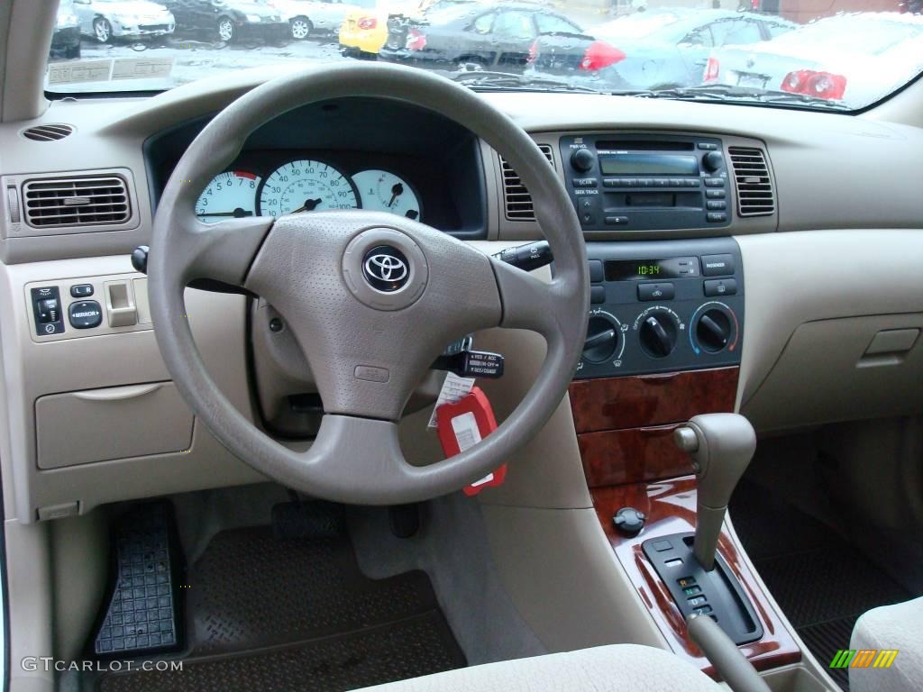 2004 Corolla LE - Super White / Pebble Beige photo #12