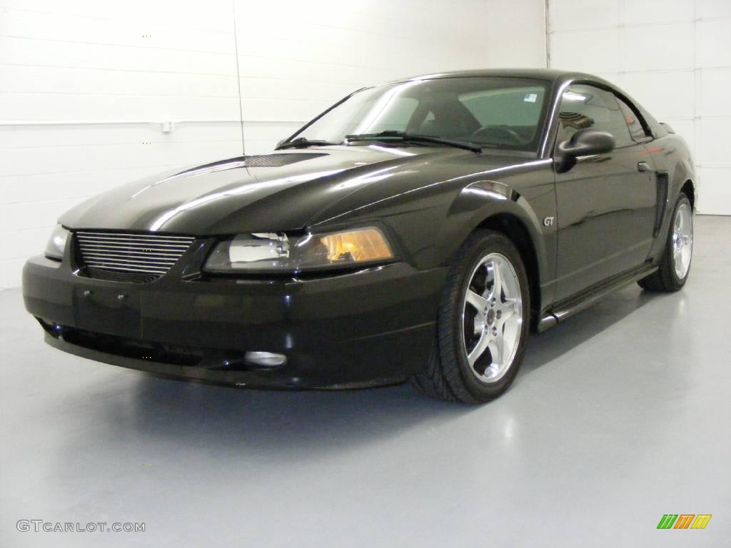 2000 Mustang GT Coupe - Black / Dark Charcoal photo #1