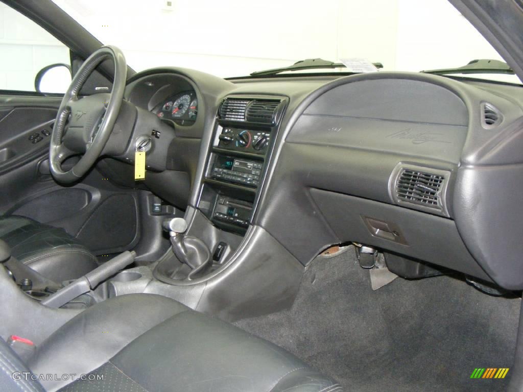 2000 Mustang GT Coupe - Black / Dark Charcoal photo #13