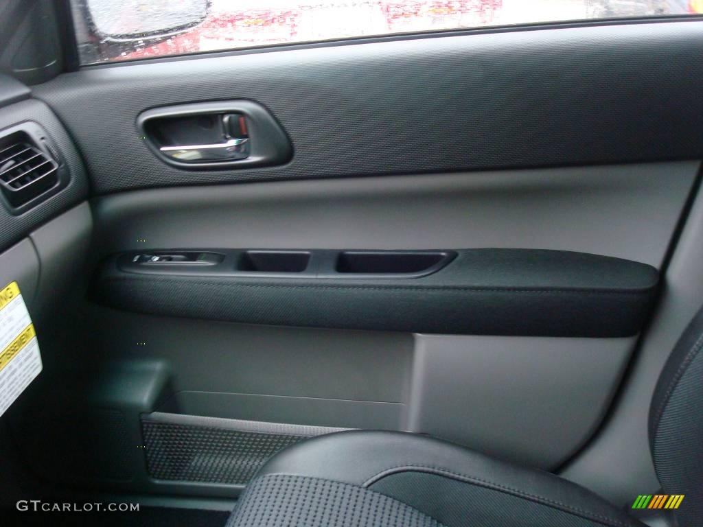 2005 Forester 2.5 XT - Cayenne Red Pearl / Off Black photo #16