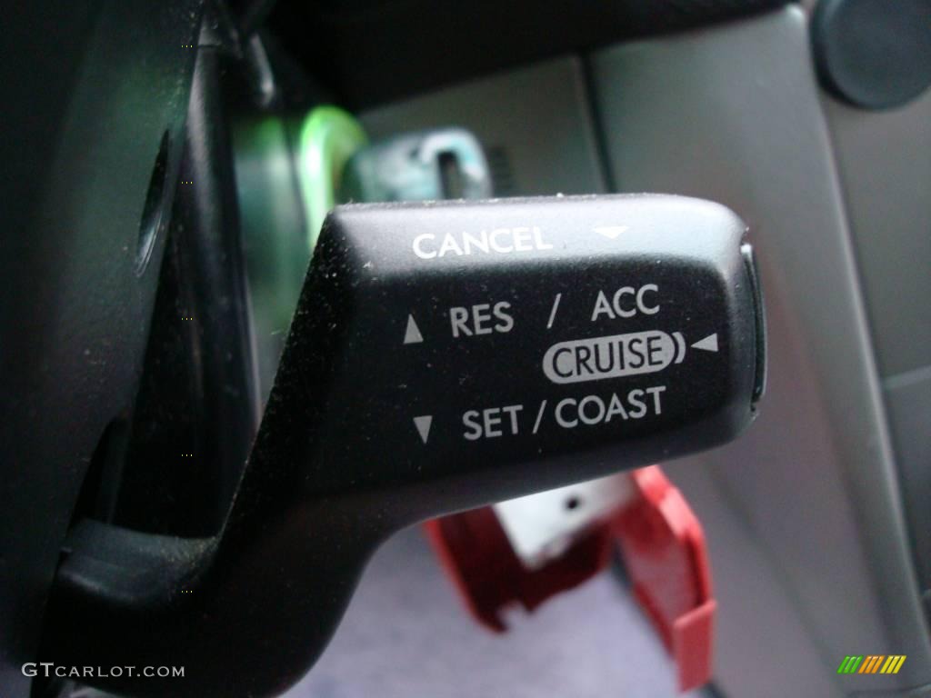 2005 Forester 2.5 XT - Cayenne Red Pearl / Off Black photo #17