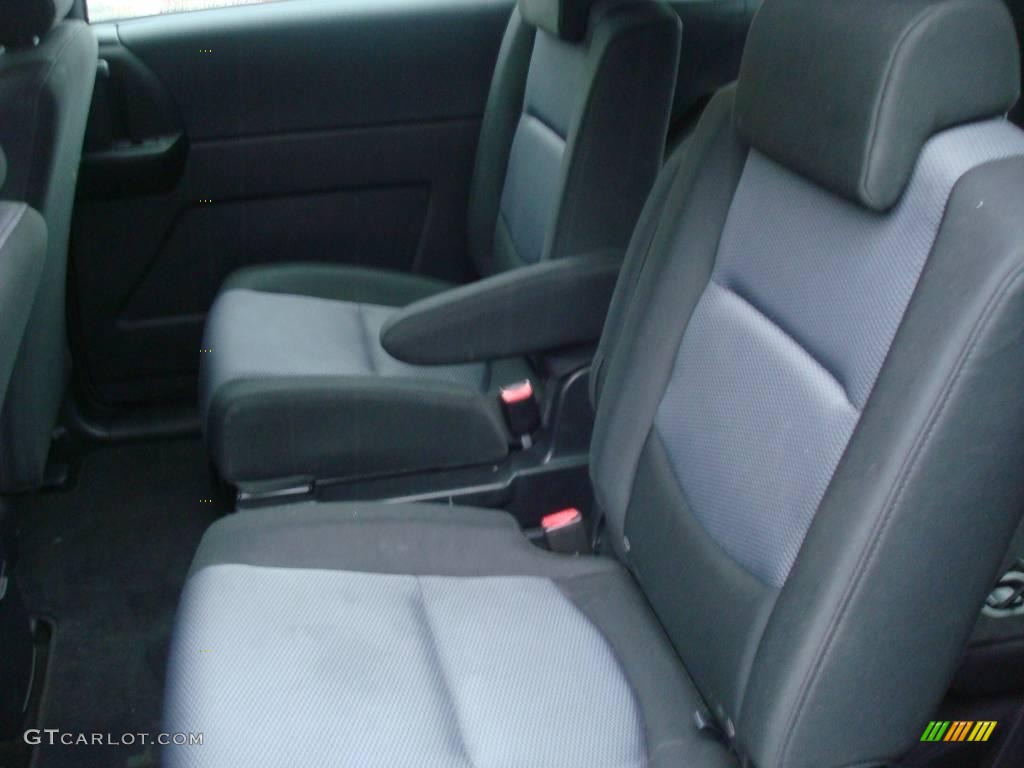 2006 MAZDA5 Sport - Cardinal Red Mica / Black photo #11